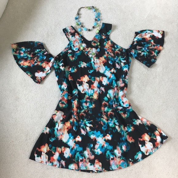 Decree cold shoulder dress XL - Picture 2 of 4